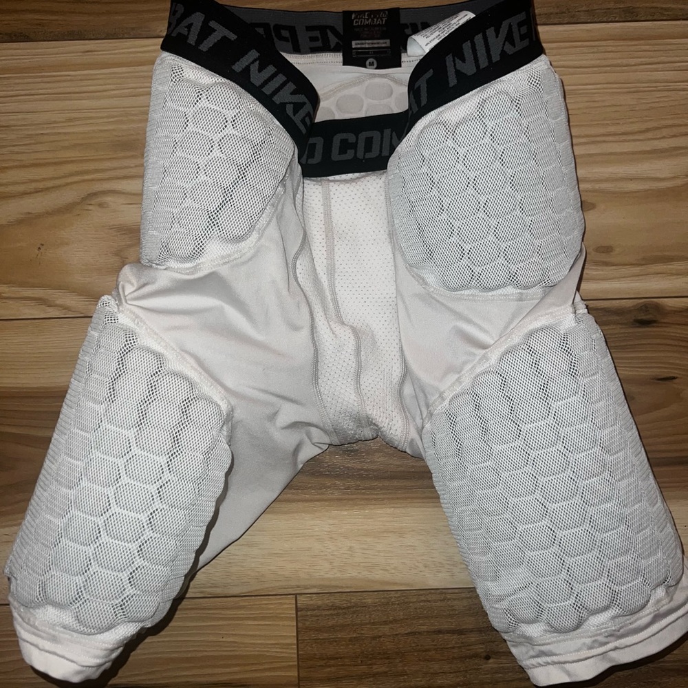 Pre-Owned Nike Pro Combat Padded Compression Shorts Men’s Medium